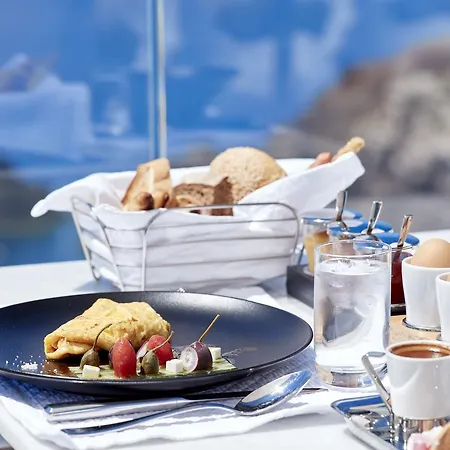 Canaves Sunday Oia